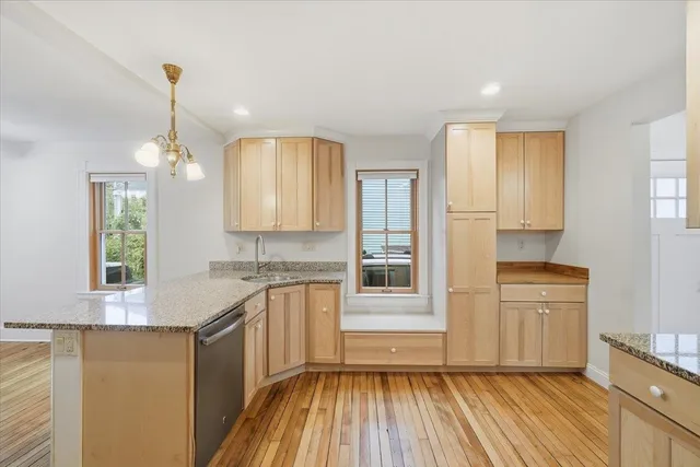 $769,000 | 241 Loomis Street, Burlington, VT 05401