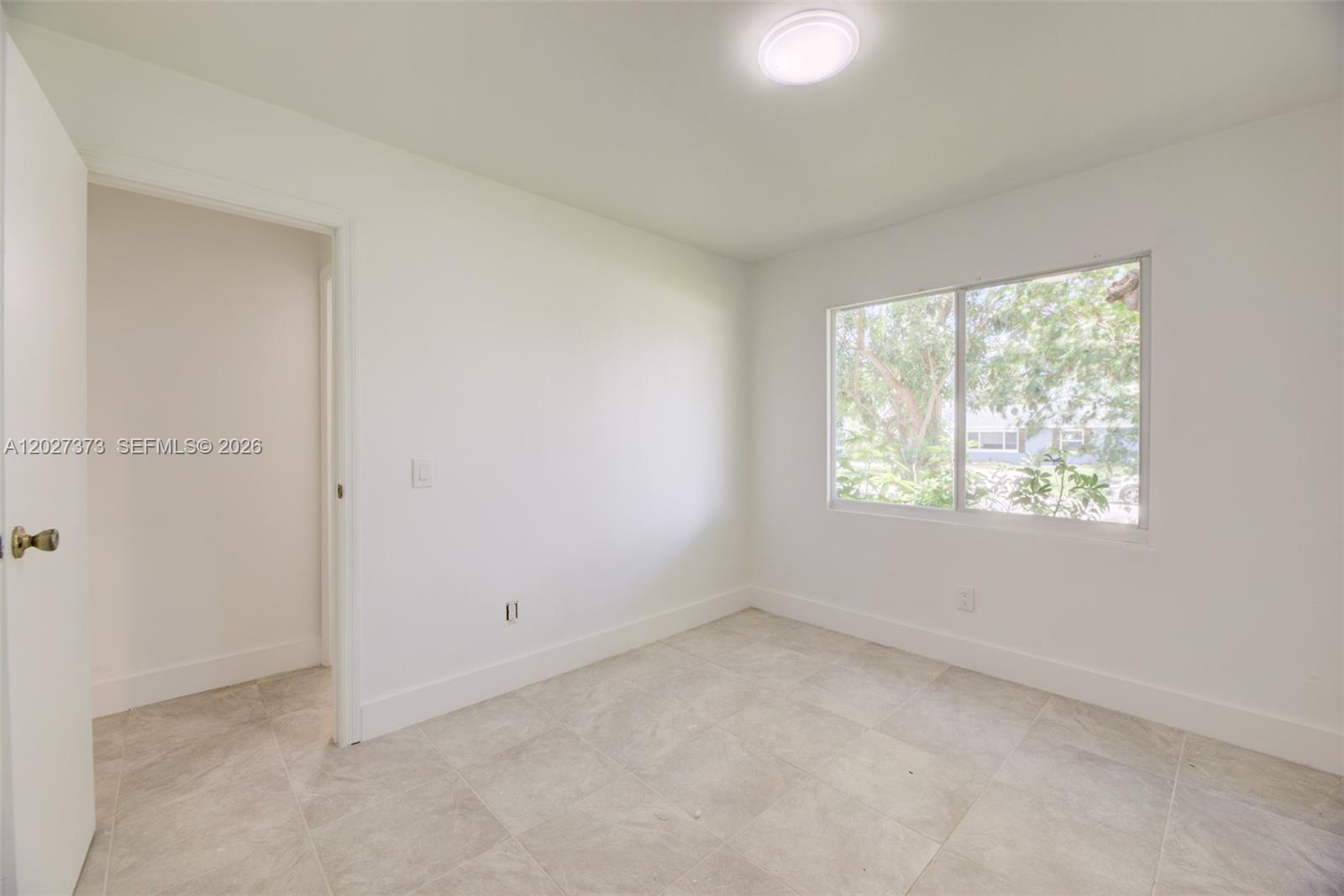 3327 Sapphire Road Lake Worth, FL 33462 - Photo 21 of 34
