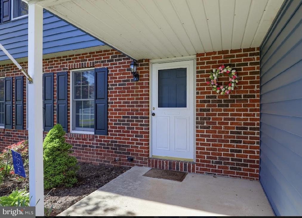 4714 Alisan Road Reading, PA 19606 - Photo 3 of 34 Gallery Image 3