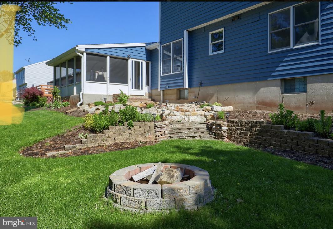 4714 Alisan Road Reading, PA 19606 - Photo 4 of 34 Gallery Image 4