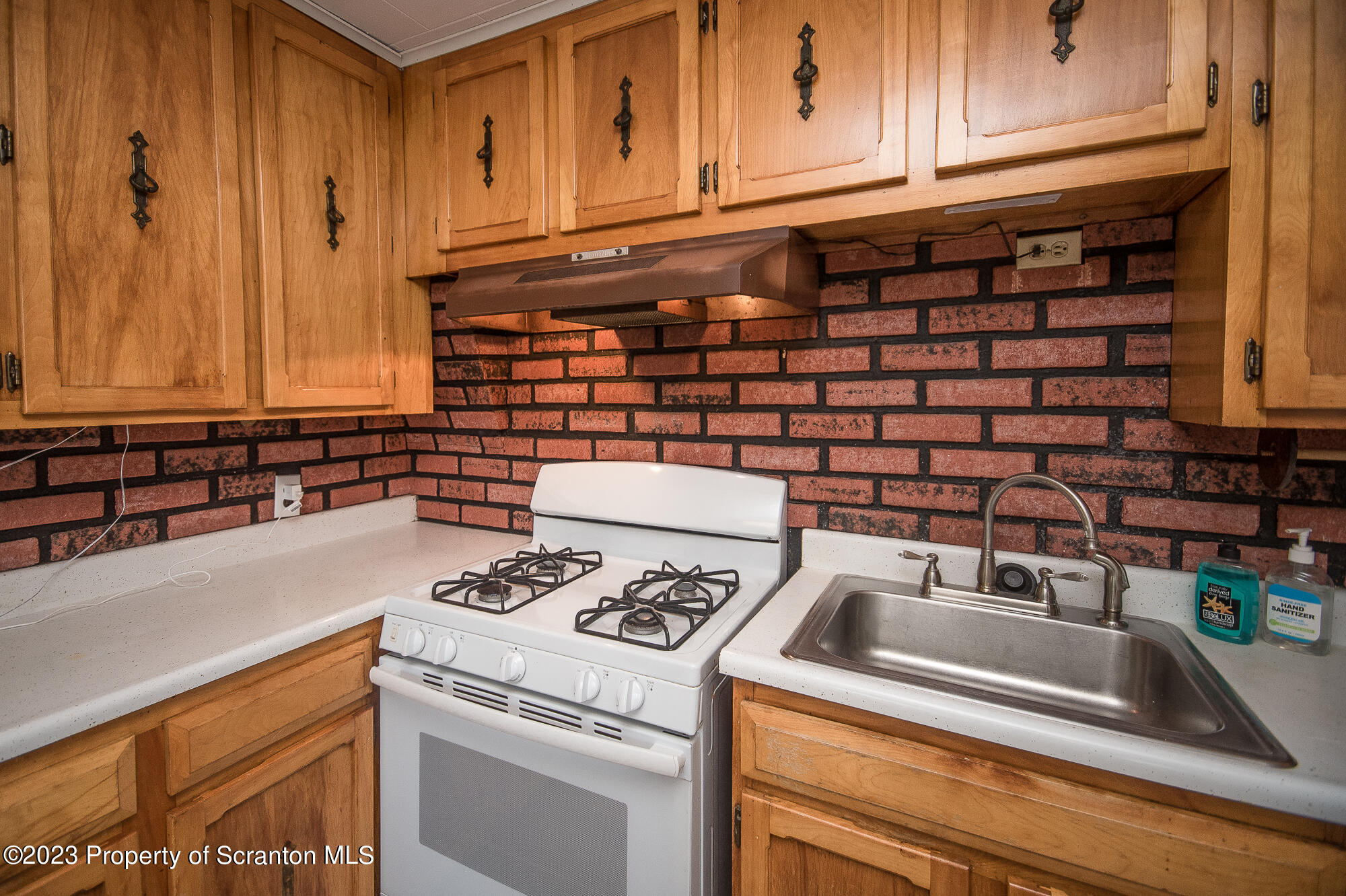 17-19 Rittenhouse Street Simpson, PA 18407 - Photo 8 of 38 Gallery Image 8