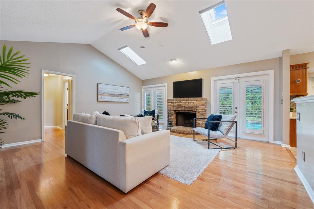 137 Spring Chase Circle Altamonte Springs, FL 32714 - Photo 11 of 50 Gallery Image 11