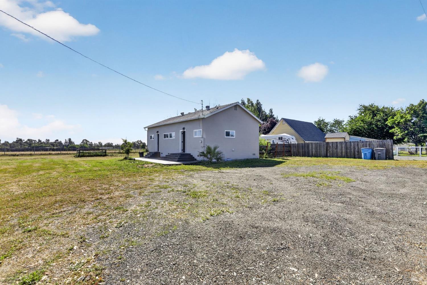 7610 Paddon Road Vacaville, CA 95688 - Photo 5 of 10