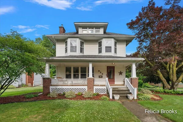 $330,000 | 929 South Jefferson Street, Hastings, MI 49058