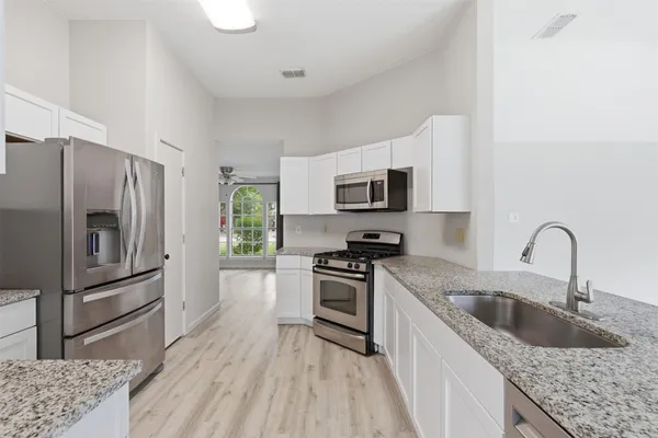 $1,950 | 508 Battlecreek Lane, Leander, TX 78641