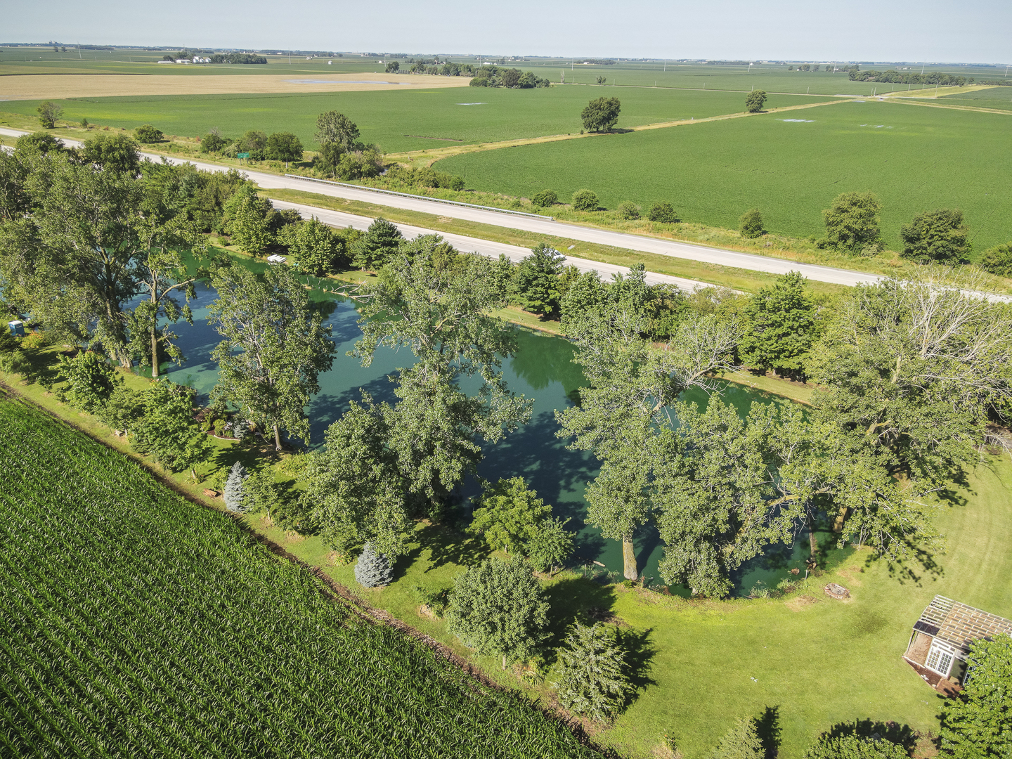 860 East 1100 Road Champaign, IL 61822 - Photo 57 of 60 a view of a field with an ocean