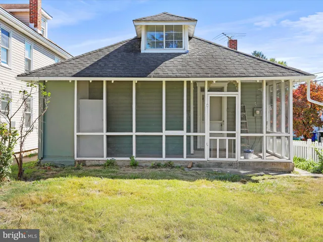 $230,000 | 541 Guilford Avenue, Hagerstown, MD 21740