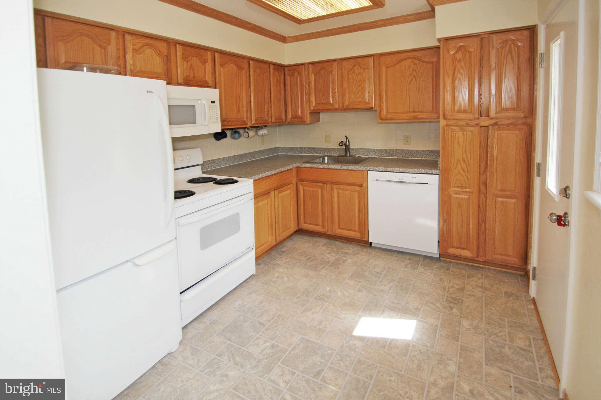 100 Sheffield Street Silver Spring, MD 20910 - Photo 14 of 28 Kitchen