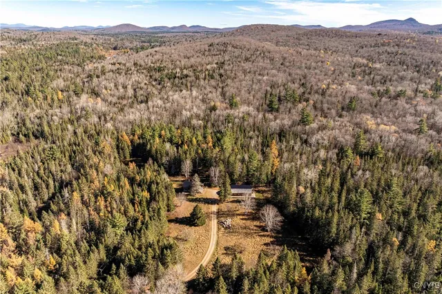 $915,000 | 617 Big Brook Road, Indian Lake, NY 12842