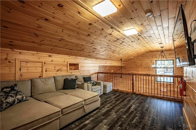 $915,000 | 617 Big Brook Road, Indian Lake, NY 12842