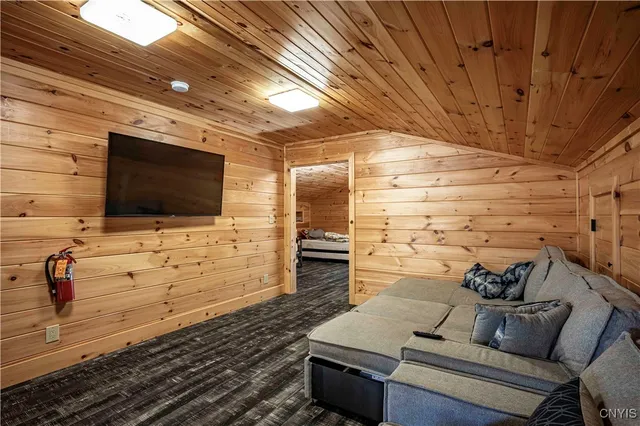 $915,000 | 617 Big Brook Road, Indian Lake, NY 12842