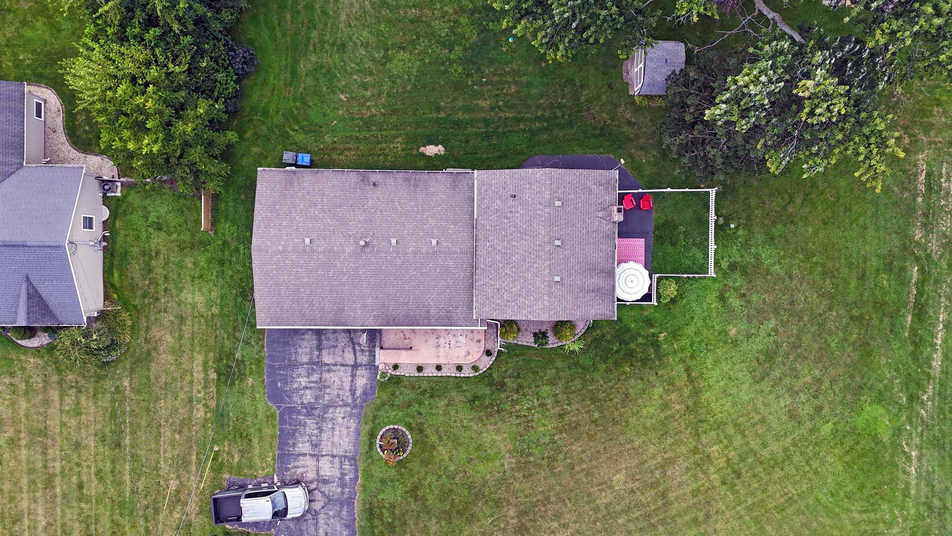 1475 North Seymour Road Flushing, MI 48433 - Photo 10 of 41 50152810-4f5a8b88-b59c-42a7-a075-cf523ff34b9b.JPG