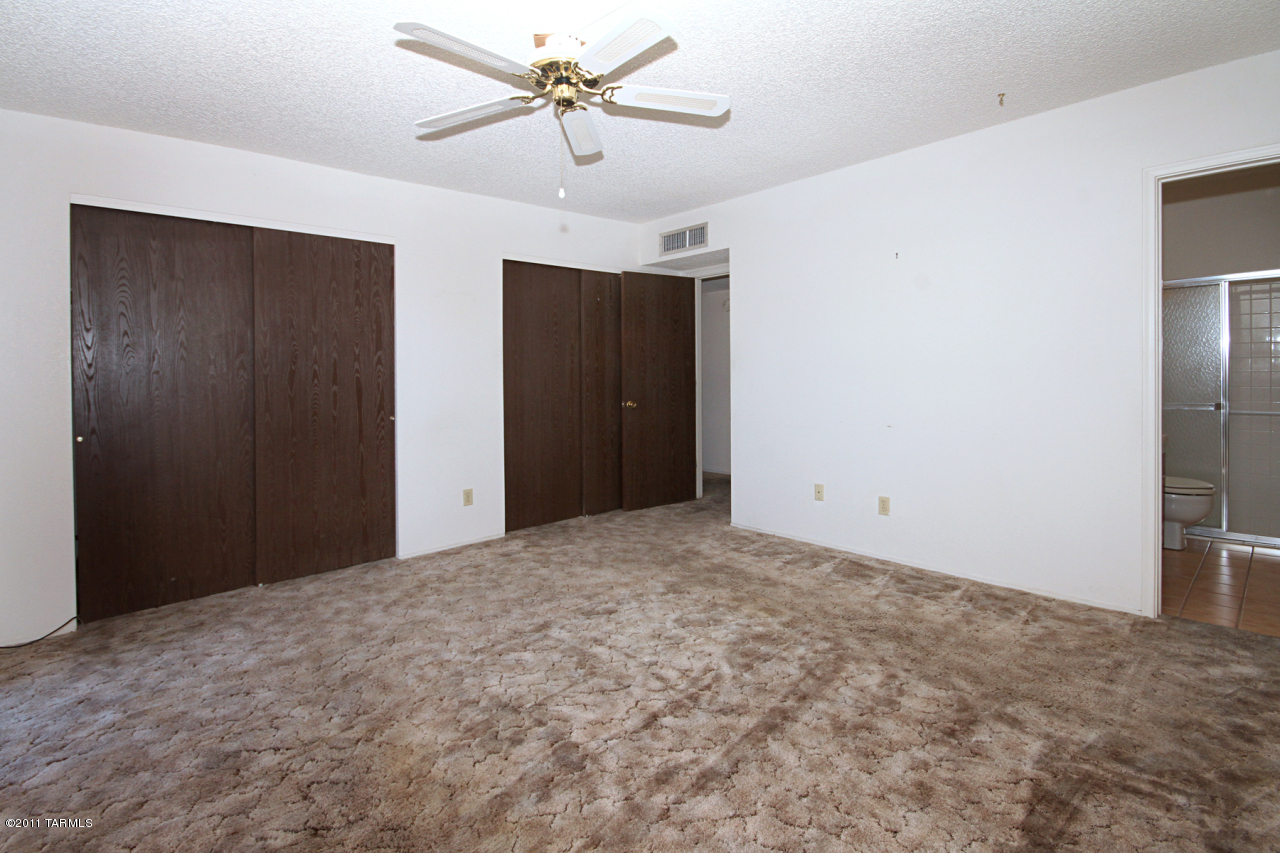 818 South Pantano Road Tucson, AZ 85710 - Photo 8 of 16 Gallery Image 8