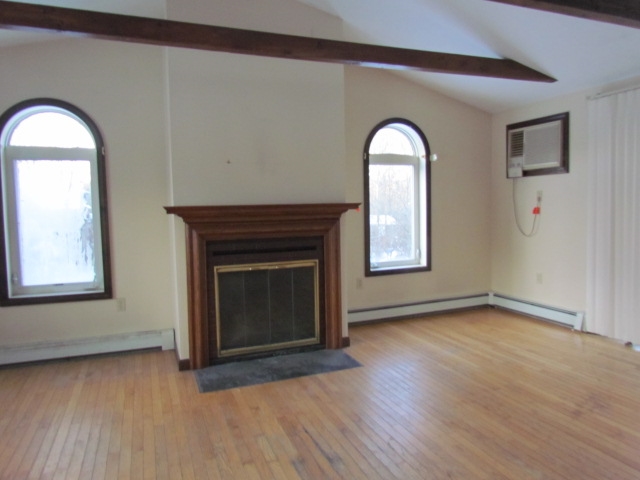 141 Merrimack Street Hooksett, NH 03106 - Photo 14 of 22 Gallery Image 14