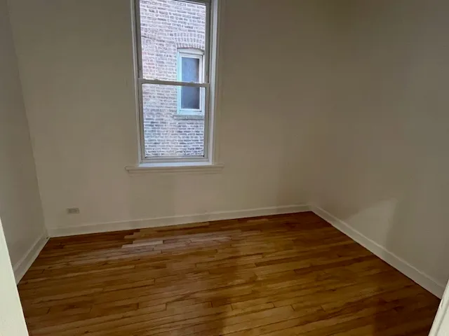 $2,400 | 820 North Leavitt Street, Unit 1, Chicago, IL 60622