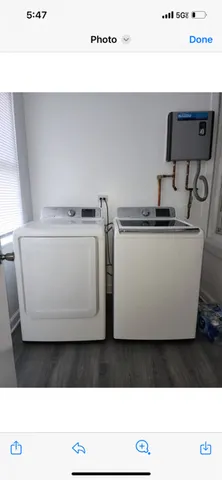 $2,400 | 820 North Leavitt Street, Unit 1, Chicago, IL 60622