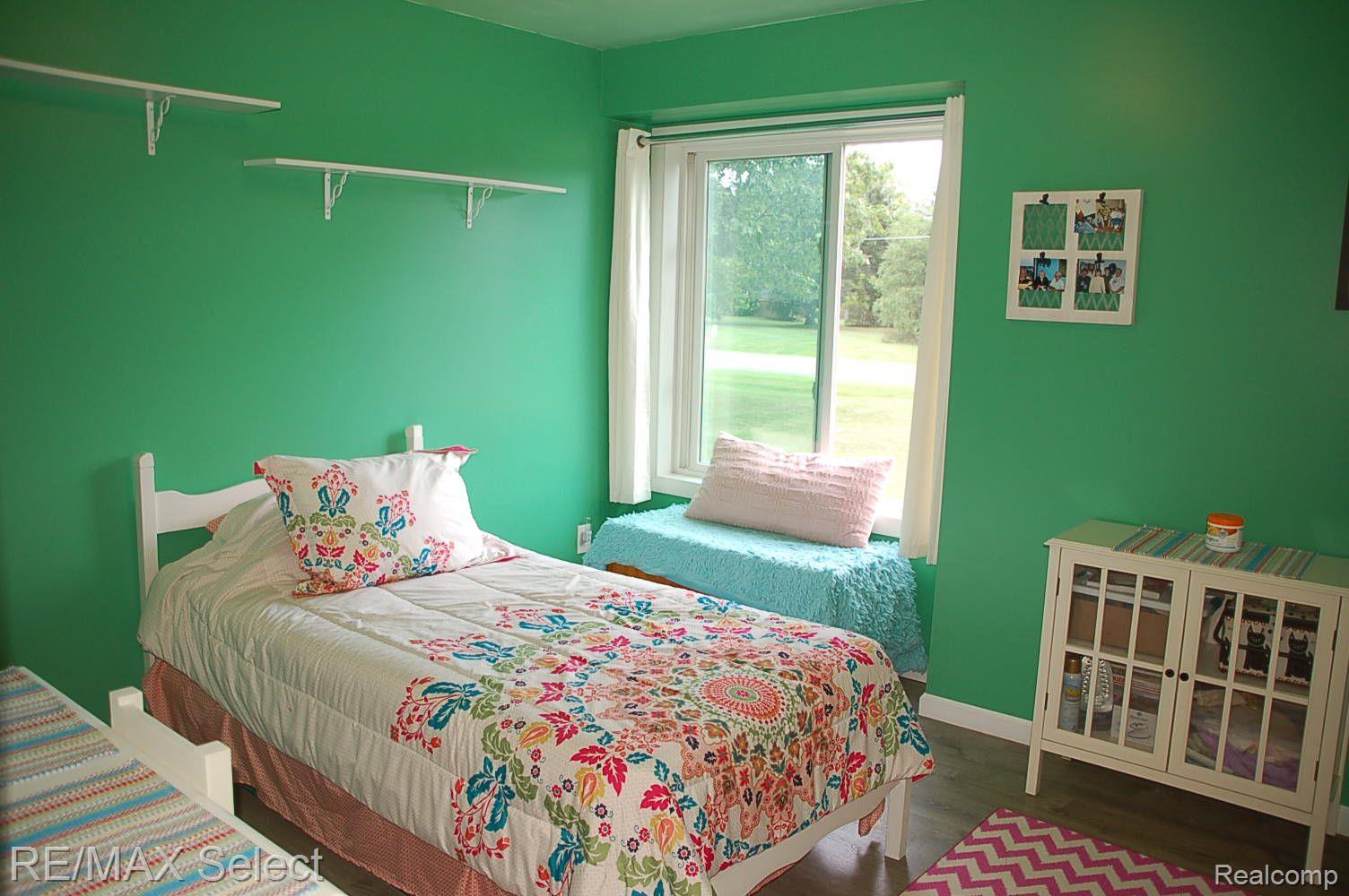 8035 North Seymour Road Flushing, MI 48433 - Photo 20 of 32 Gallery Image 20