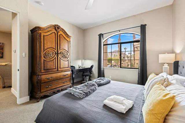 $325,950 | 50700 Santa Rosa Plaza, Unit 7, La Quinta, CA 92253