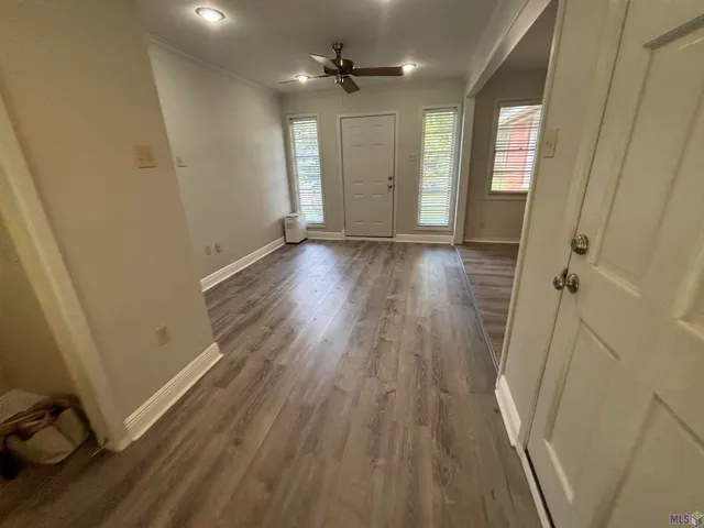 $1,800 | 9834 Cal Road, Baton Rouge, LA 70809