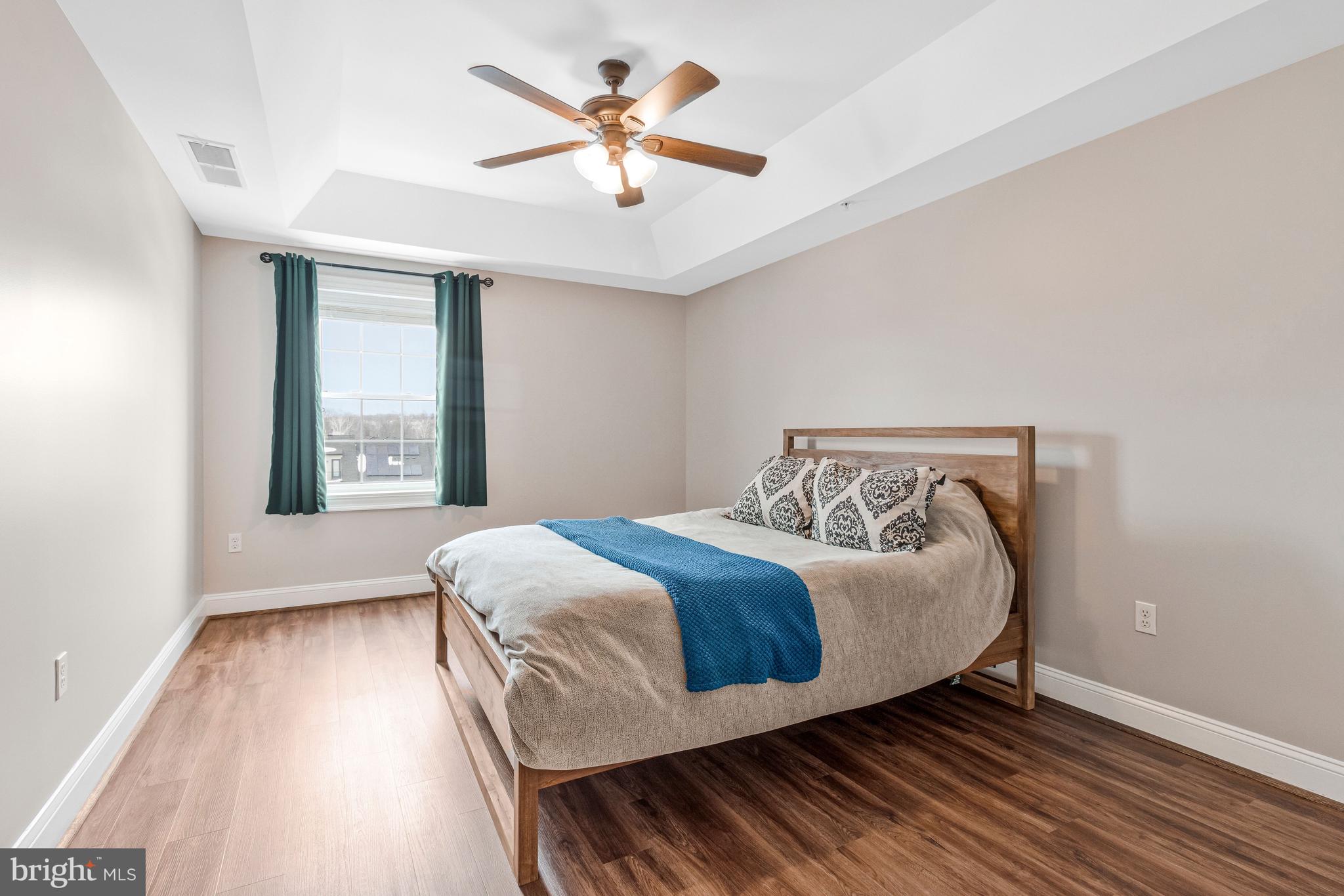 6301 Edsall Road, Unit 504 Alexandria, VA 22312 - Photo 14 of 39