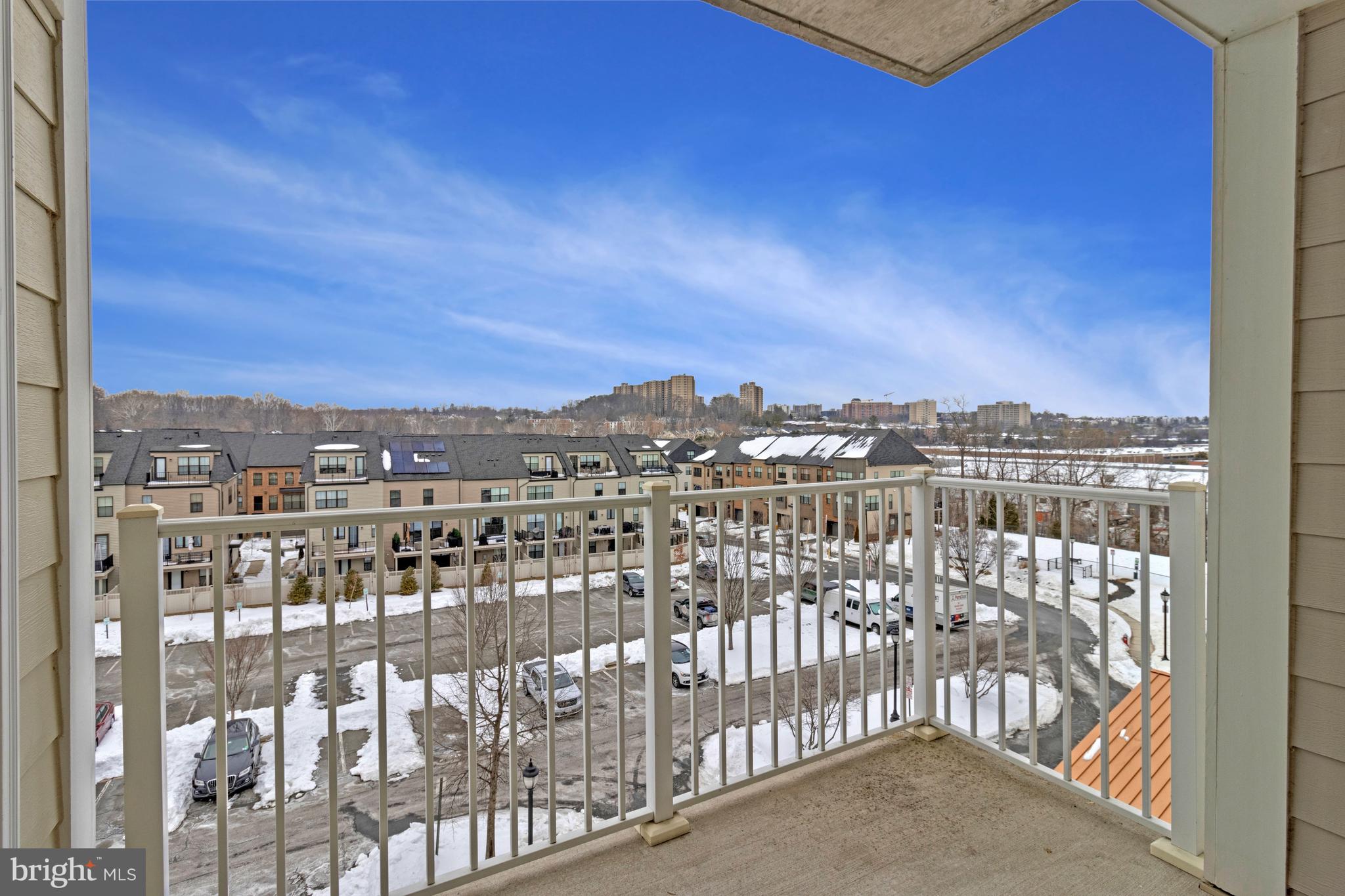 6301 Edsall Road, Unit 504 Alexandria, VA 22312 - Photo 19 of 39