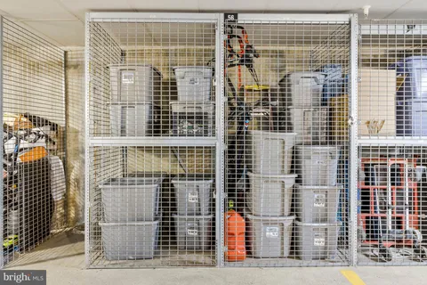 $325,000 | 6301 Edsall Road, Unit 504, Alexandria, VA 22312