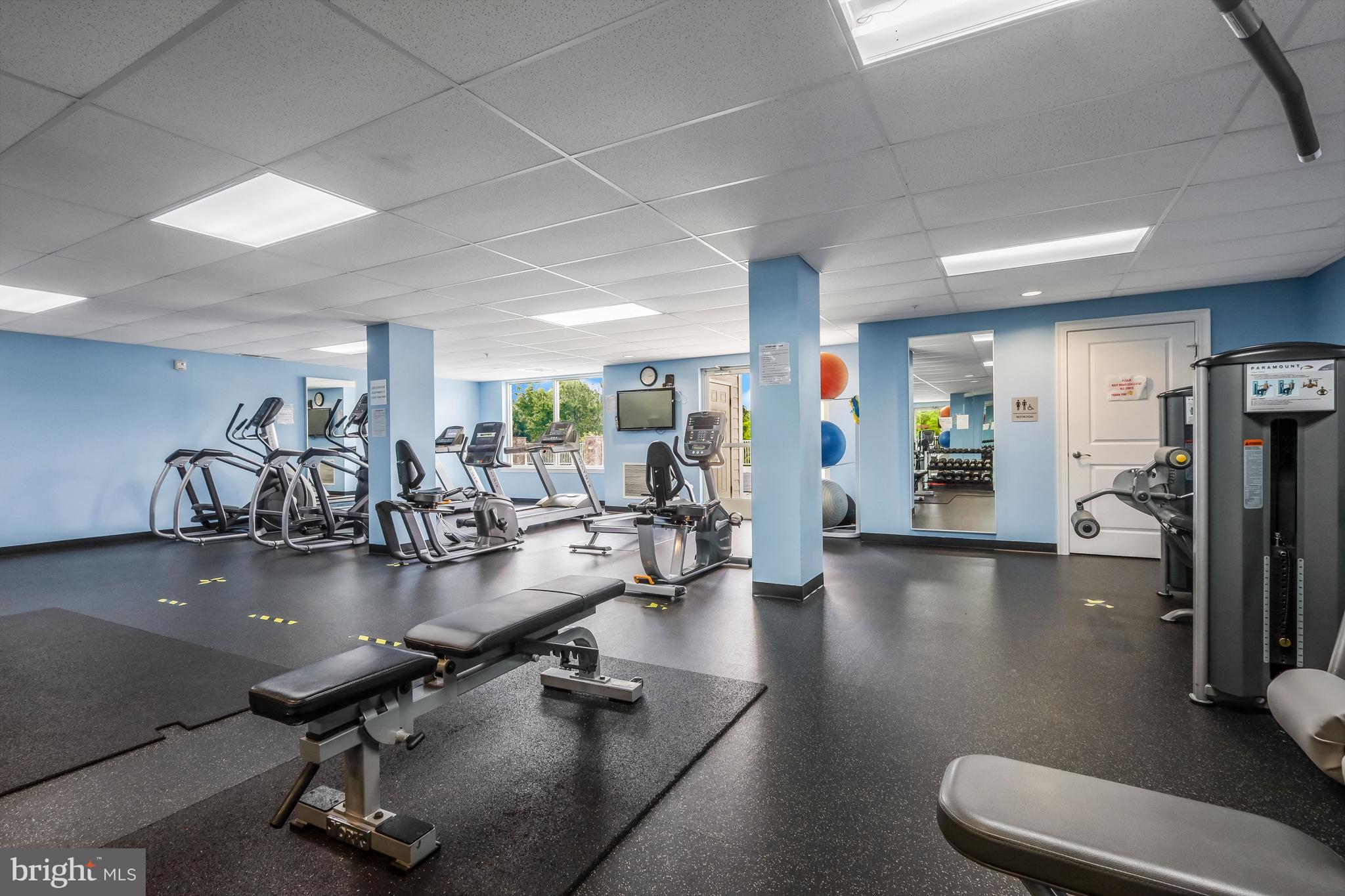 6301 Edsall Road, Unit 504 Alexandria, VA 22312 - Photo 37 of 39