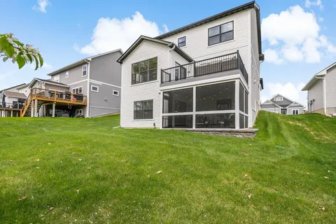 $765,000 | 107 Maple Terrace, Waconia, MN 55387