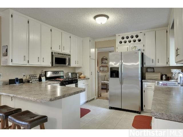 565 Hackamore Road Medina, MN 55340 - Photo 8 of 18 Gallery Image 8