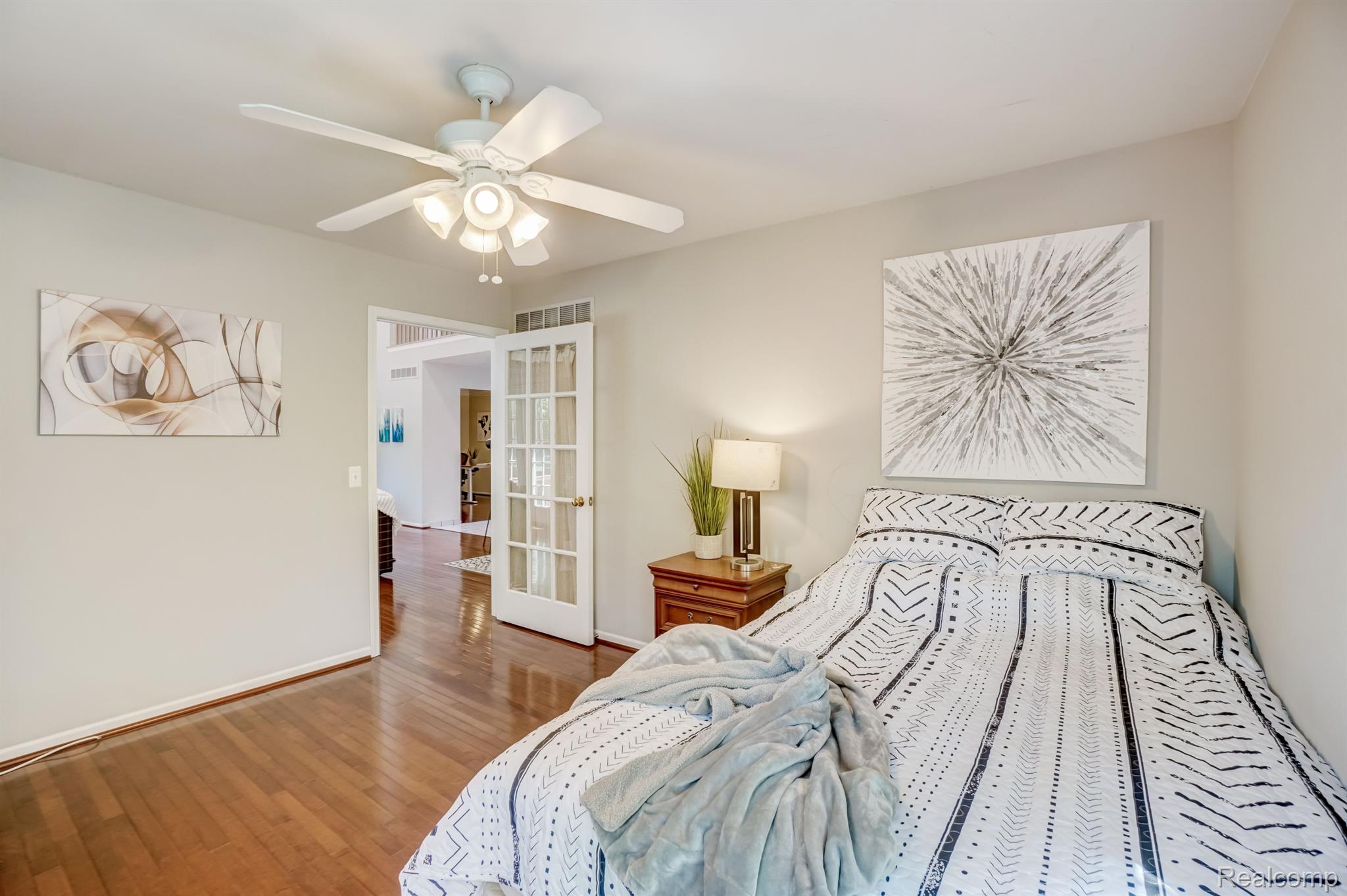45011 Glengarry Road Canton, MI 48188 - Photo 16 of 41 Gallery Image 16