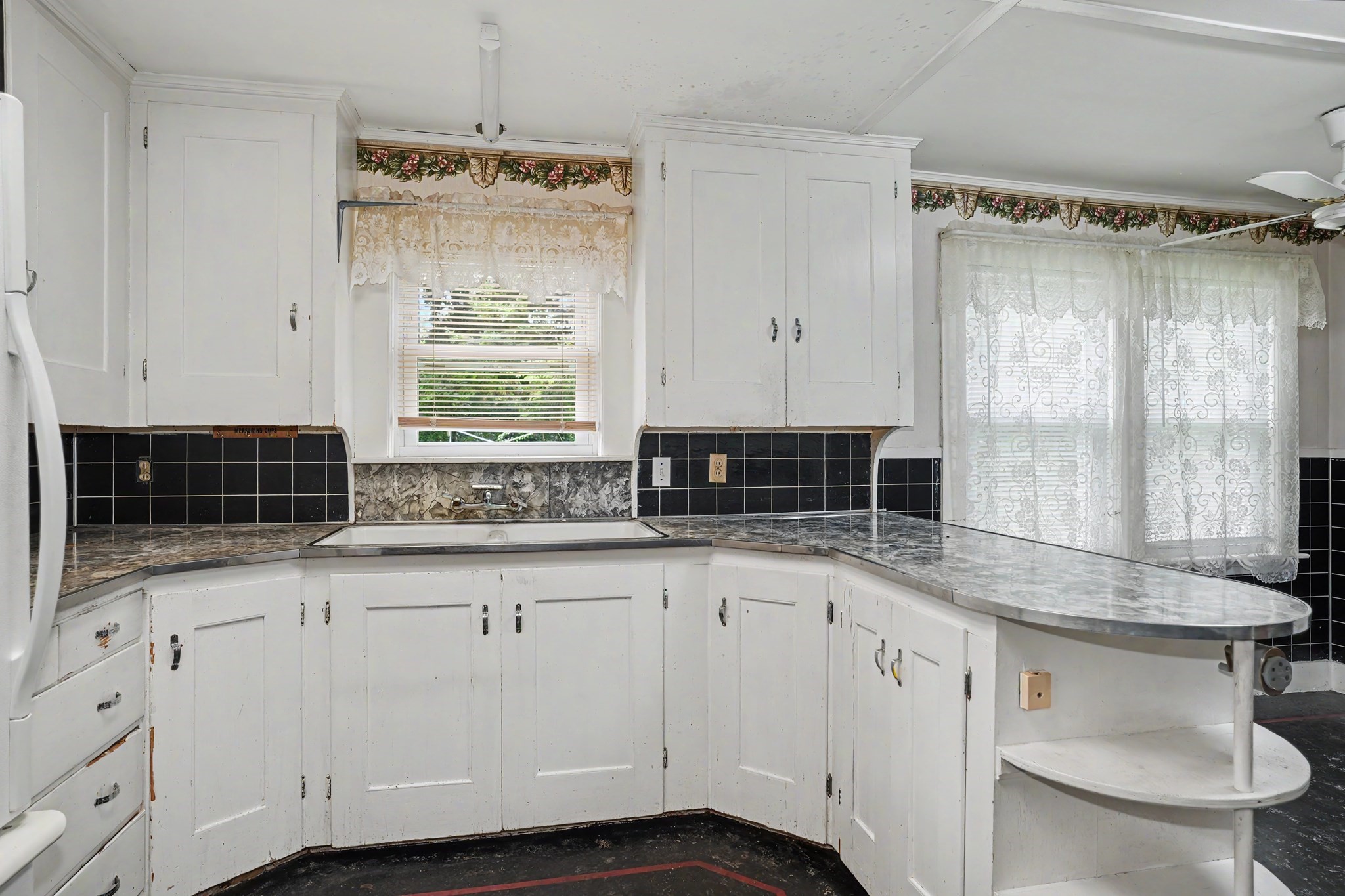 10 Westbrook Road Northborough, MA 01532 - Photo 7 of 25 Gallery Image 7