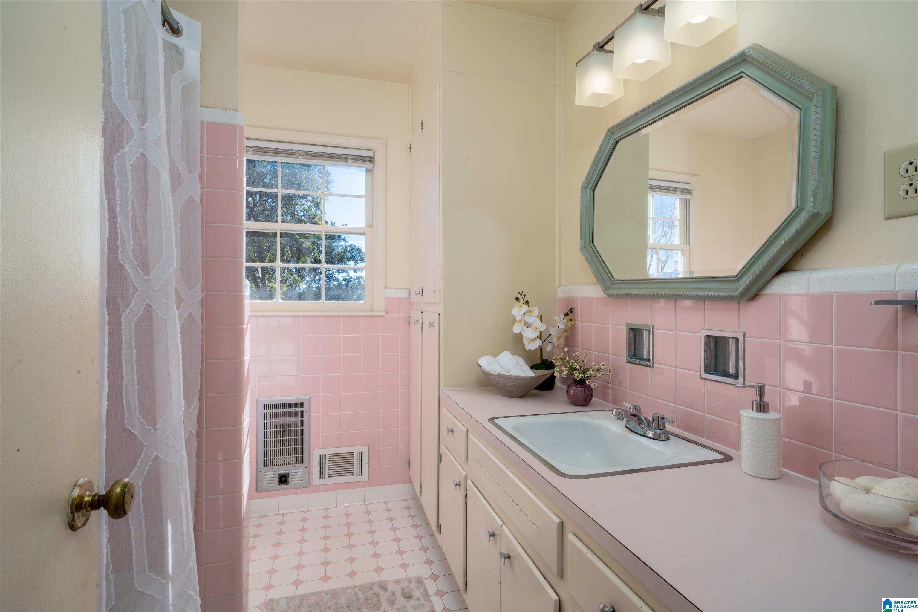 4221 Caldwell Mill Road Birmingham, AL 35243 - Photo 36 of 73