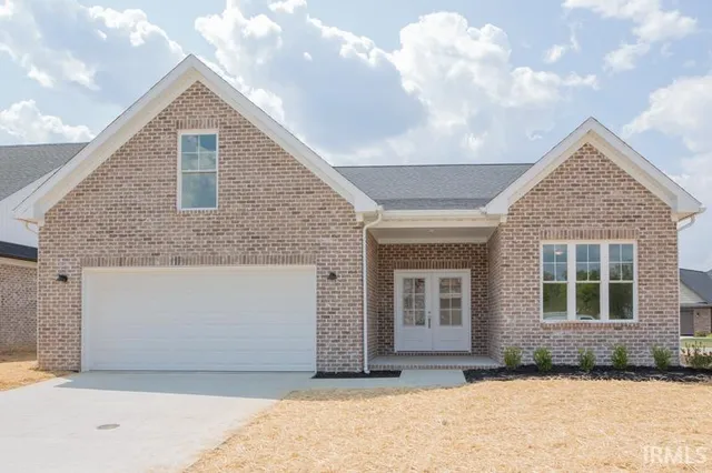 $435,000 | 18802 Roscommon Road, Evansville, IN 47725