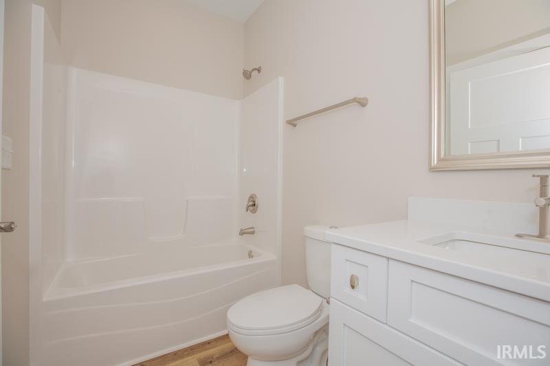 18802 Roscommon Road Evansville, IN 47725 - Photo 17 of 36