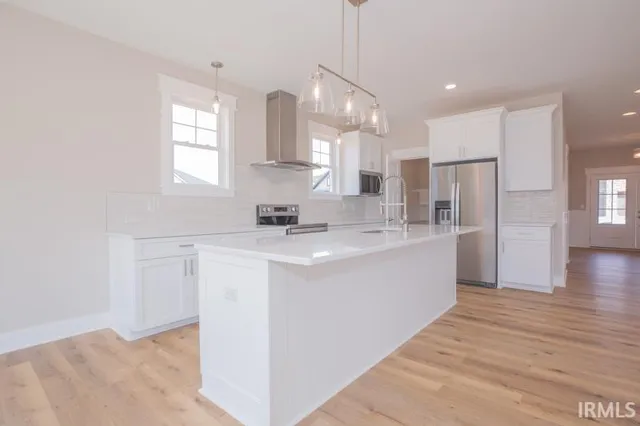 $435,000 | 18802 Roscommon Road, Evansville, IN 47725