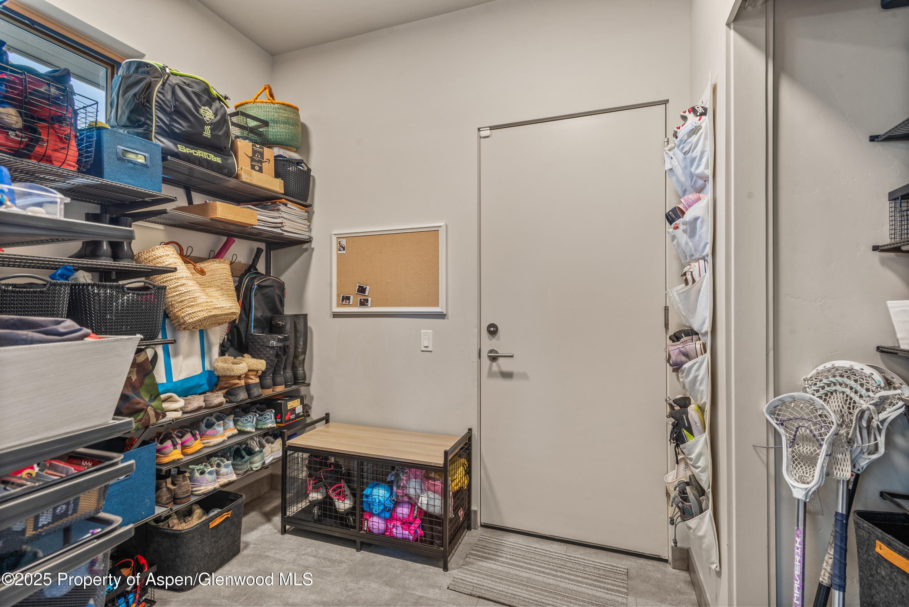 113 Valley Court Basalt, CO 81621 - Photo 15 of 34 23-113ValleyCt_251217023