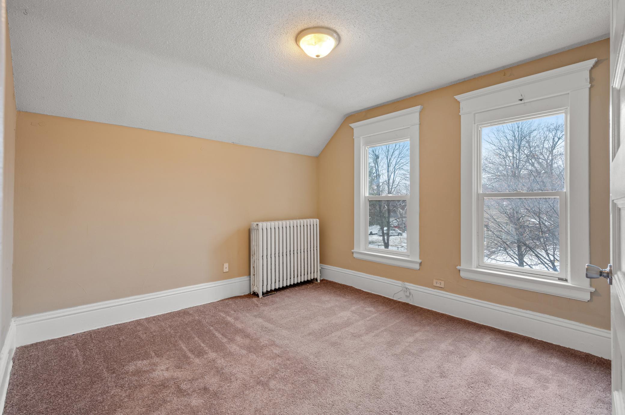 940 Albemarle Street St. Paul, MN 55117 - Photo 15 of 40