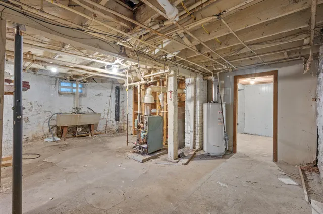 $190,000 | 940 Albemarle Street, St. Paul, MN 55117