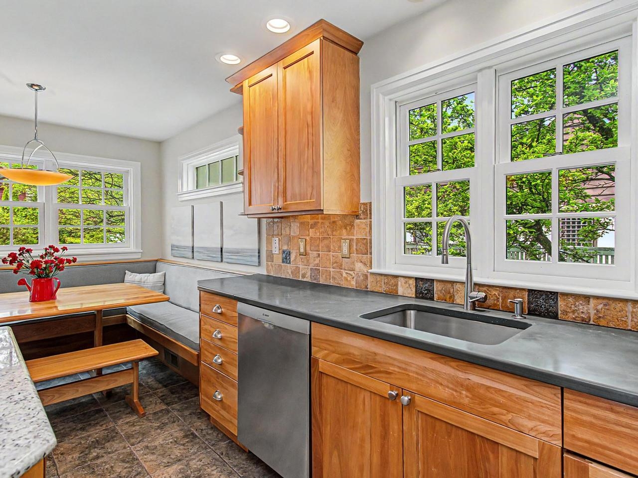 172 Deforest Road Burlington, VT 05401 - Photo 28 of 60
