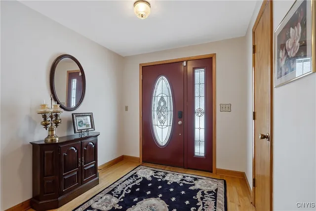 $334,900 | 304 Colony Park Drive, Salina, NY 13088