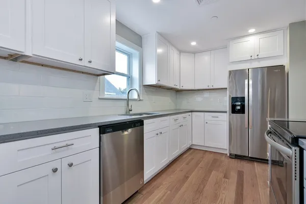 $3,400 | 87 Main Street, Unit A, North Andover, MA 01845