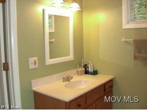 890 Anderson Road Fleming, OH 45729 - Photo 18 of 24 Large M Bath