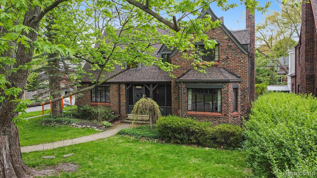 1301 Bishop Road Grosse Pointe Park, MI 48230 - Photo 30 of 31