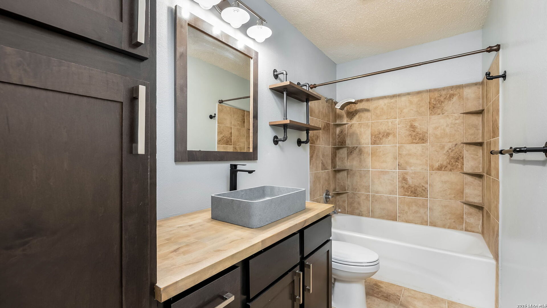 9806 Pebble Ridge Drive Converse, TX 78109 - Photo 15 of 24