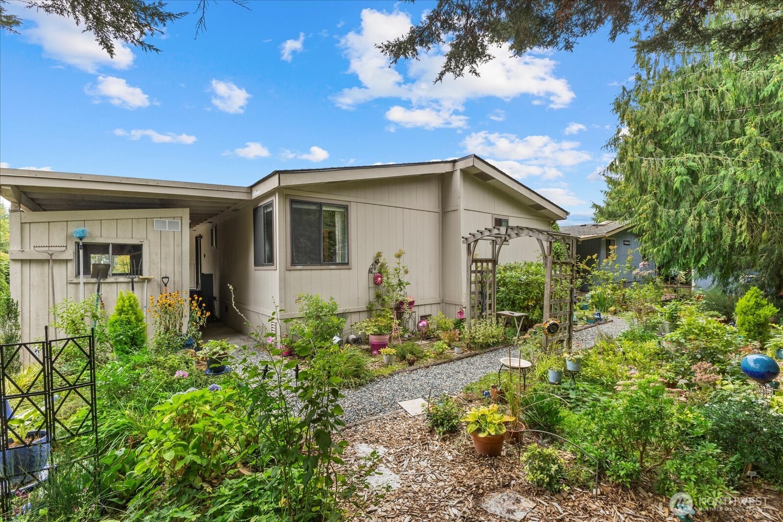 1427 100th Street Southwest, Unit 67 Everett, WA 98204 - Photo 22 of 26