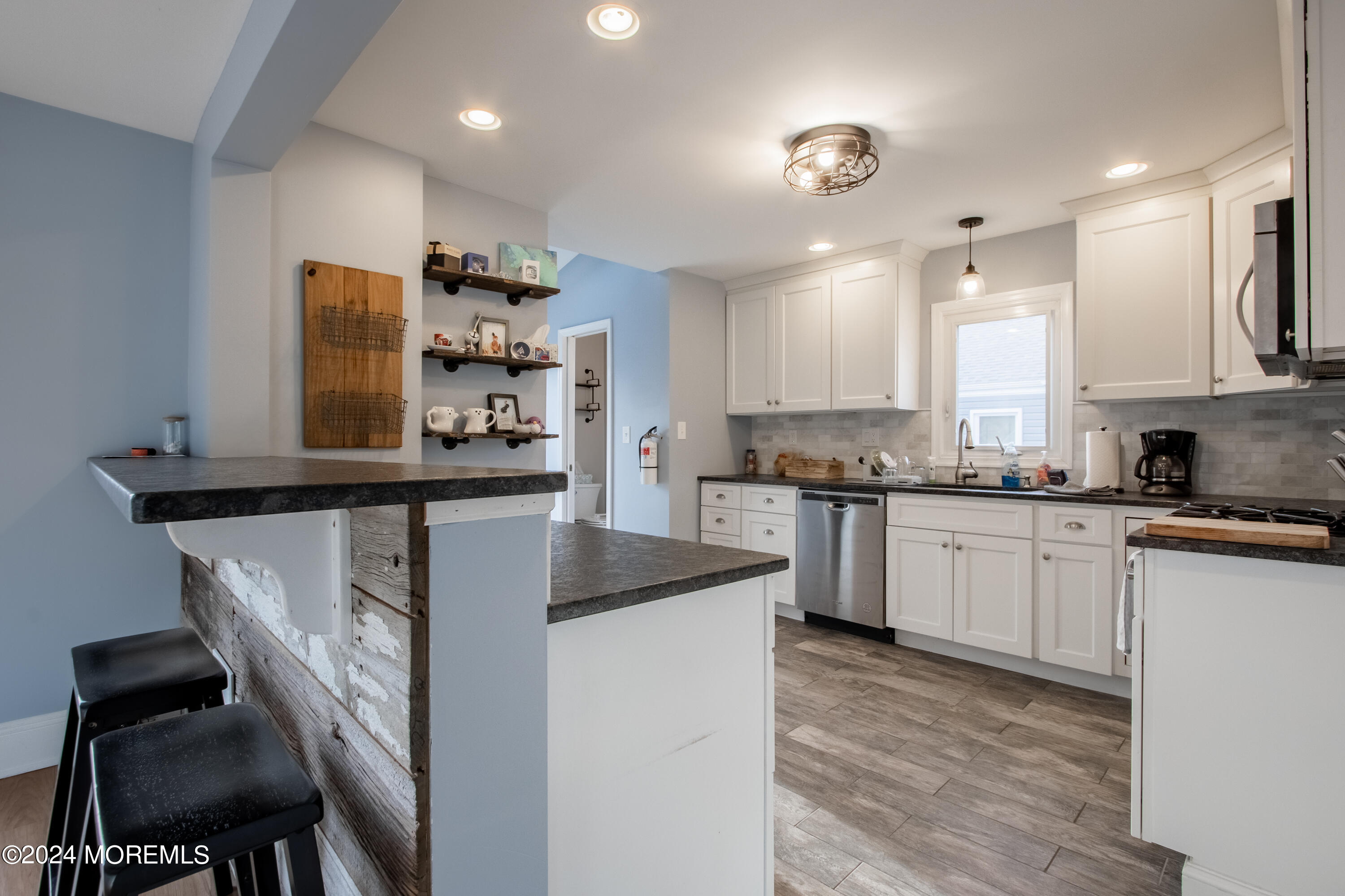 75 Applegate Street Red Bank, NJ 07701 - Photo 2 of 22 _E3A1683-HDR