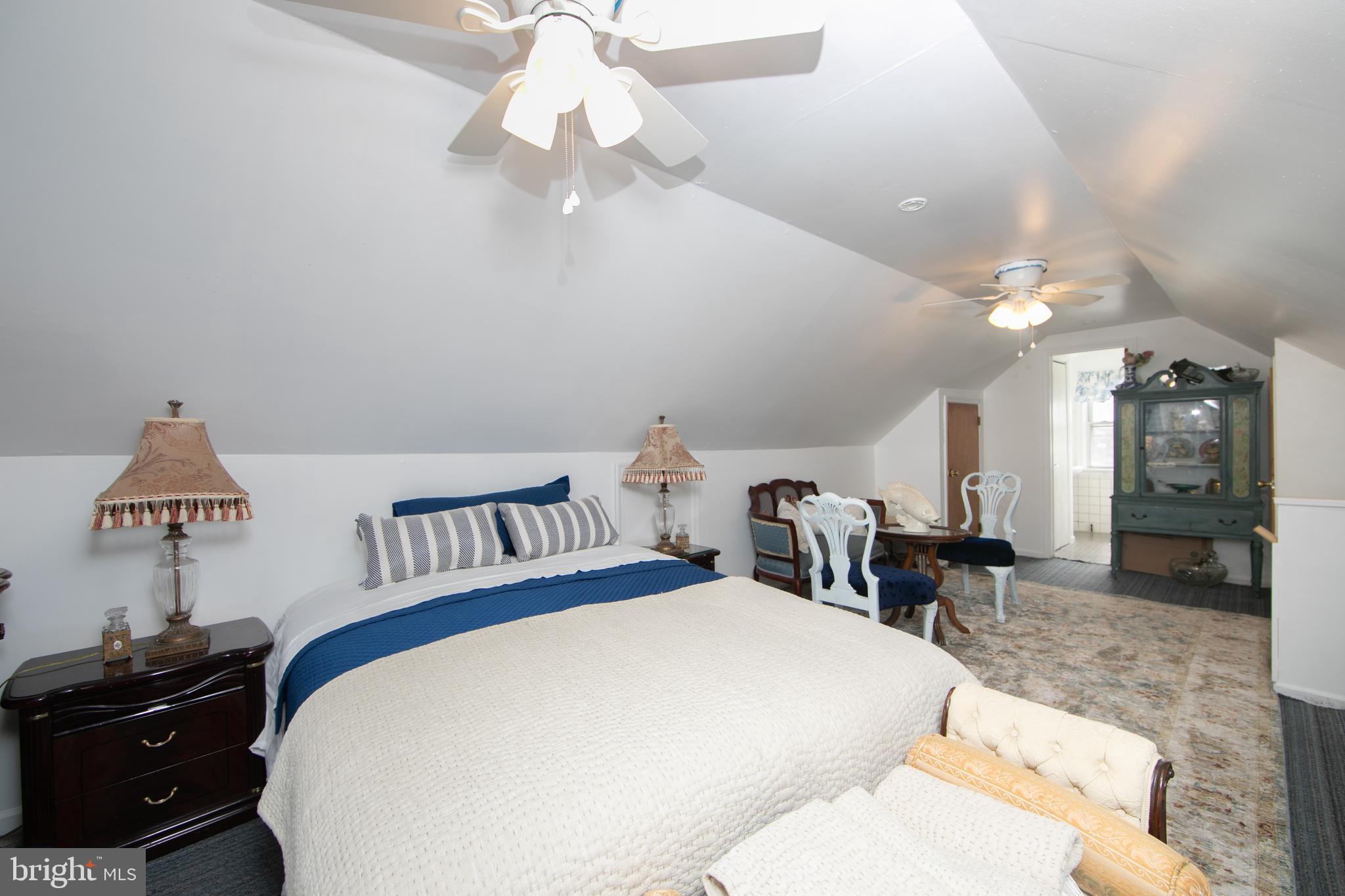 7000 Penarth Avenue Upper Darby, PA 19082 - Photo 37 of 47