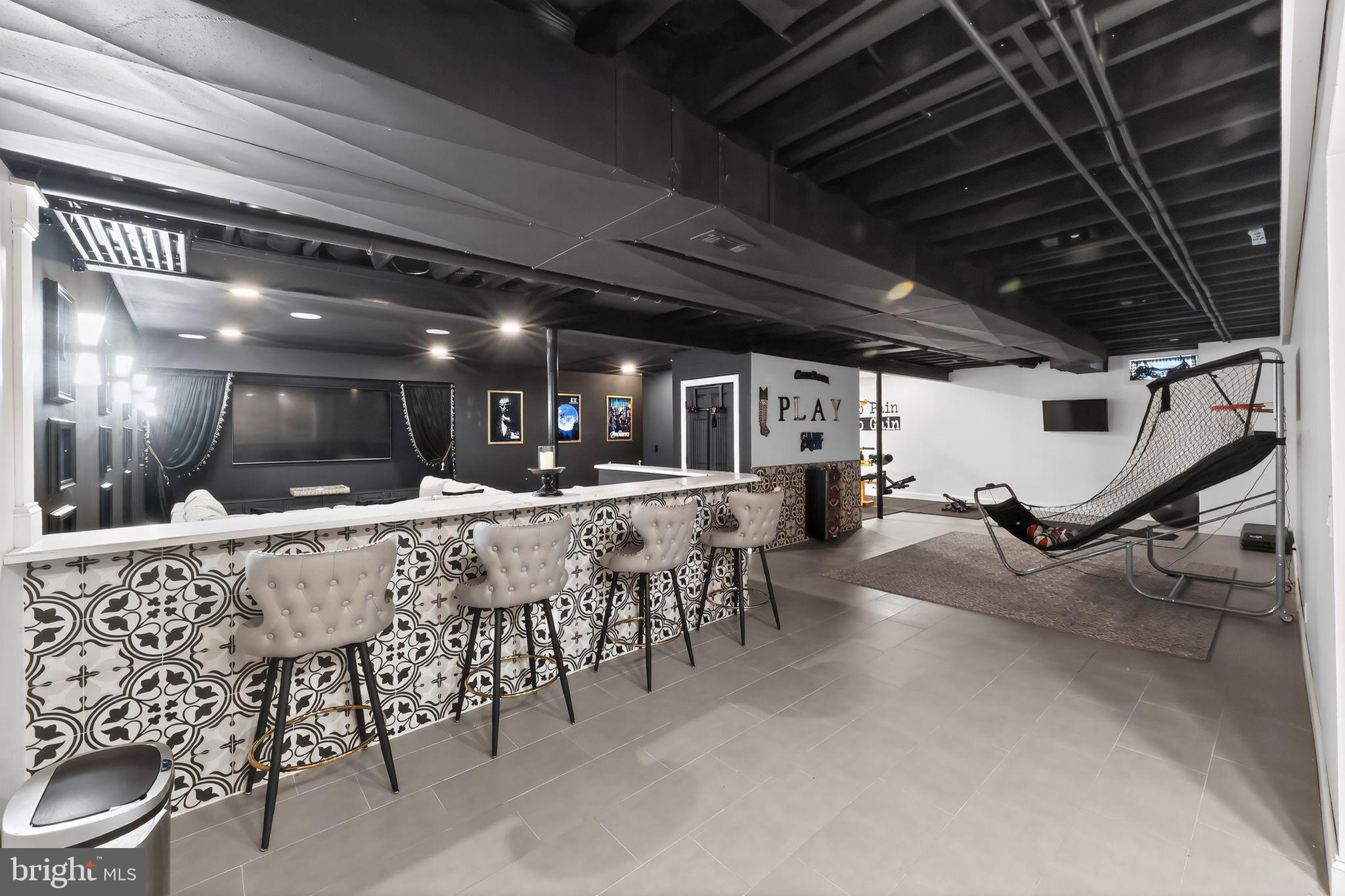106 Coventry Lane Swedesboro, NJ 08085 - Photo 33 of 38 a view of a kitchen with furniture and a kitchen