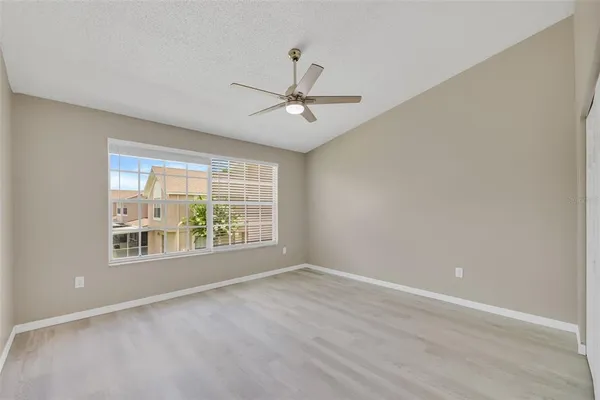 $2,050 | 632 Kensington Lake Circle, Unit 632, Brandon, FL 33511
