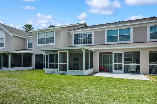 $2,050 | 632 Kensington Lake Circle, Unit 632, Brandon, FL 33511